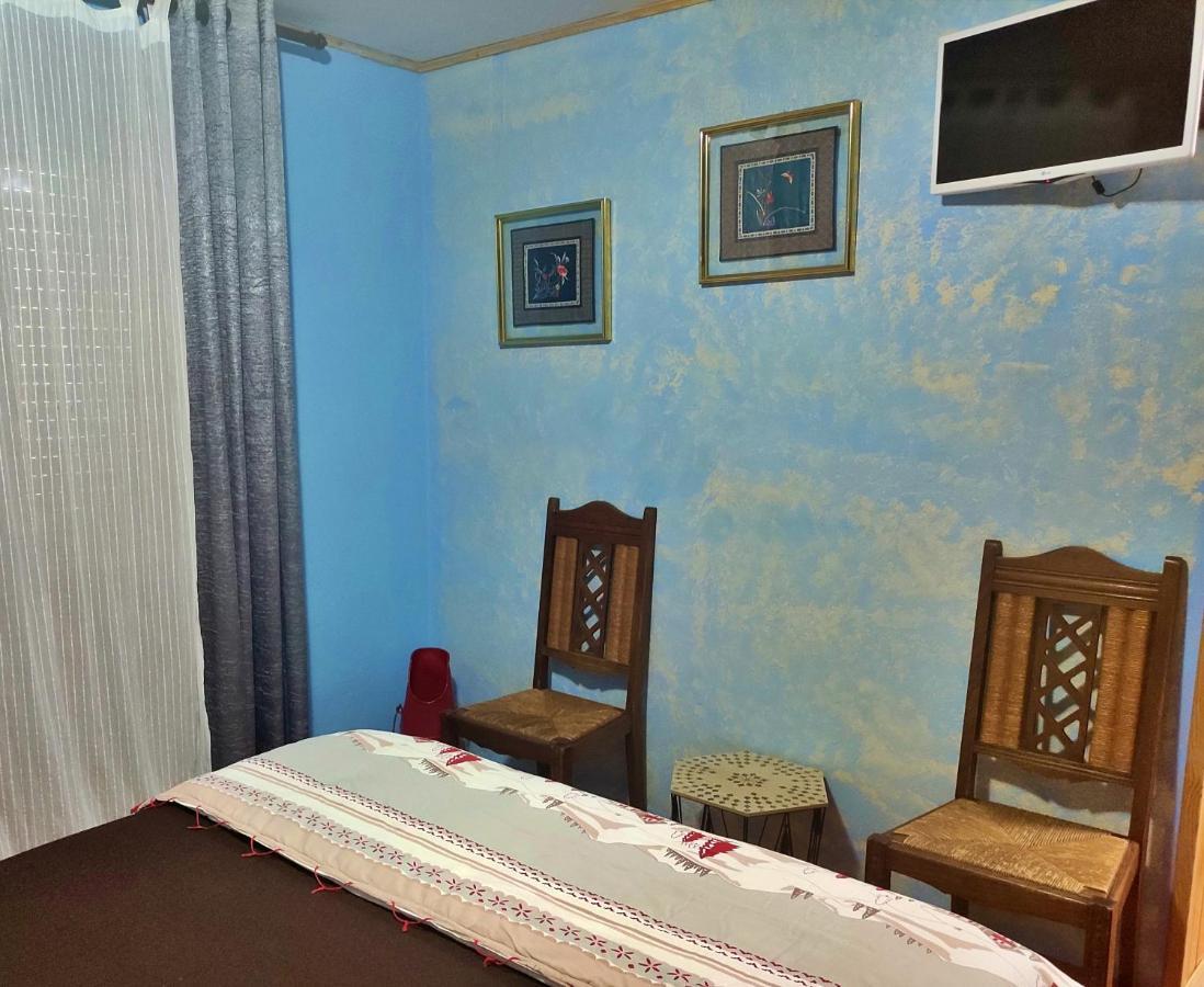 Casa Conesa II Guest House Tronchon Luaran gambar